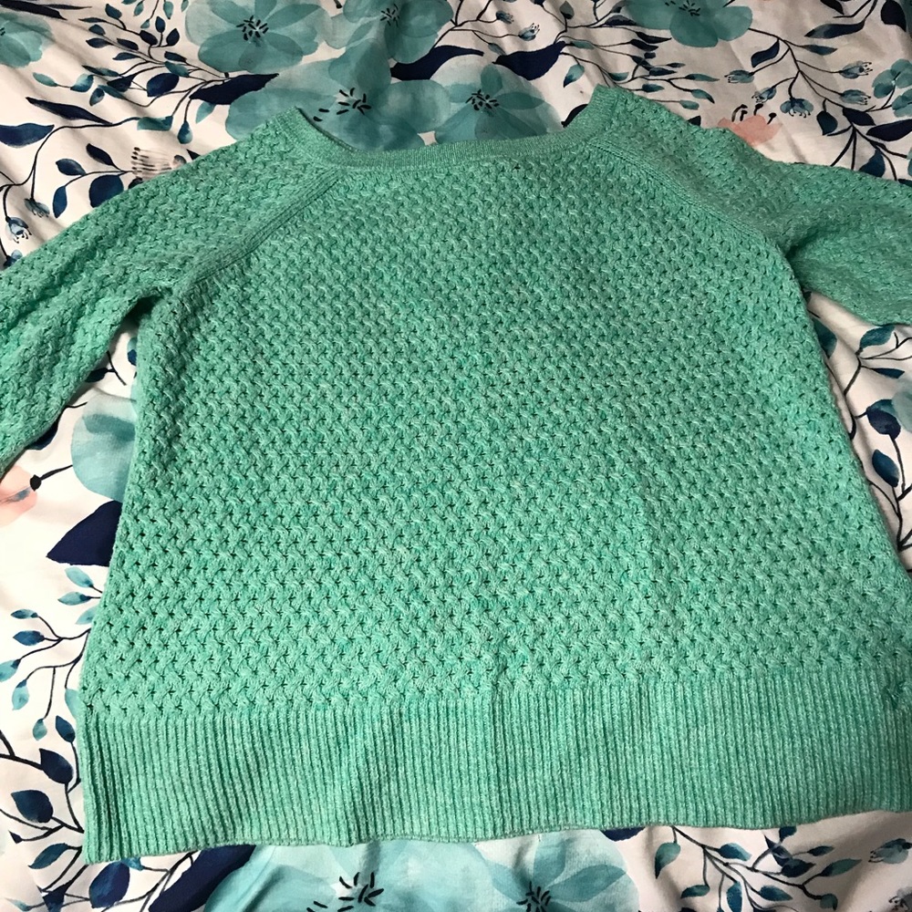 American Eagle sweater